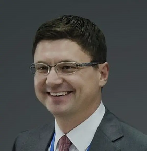 Роман Плюсов